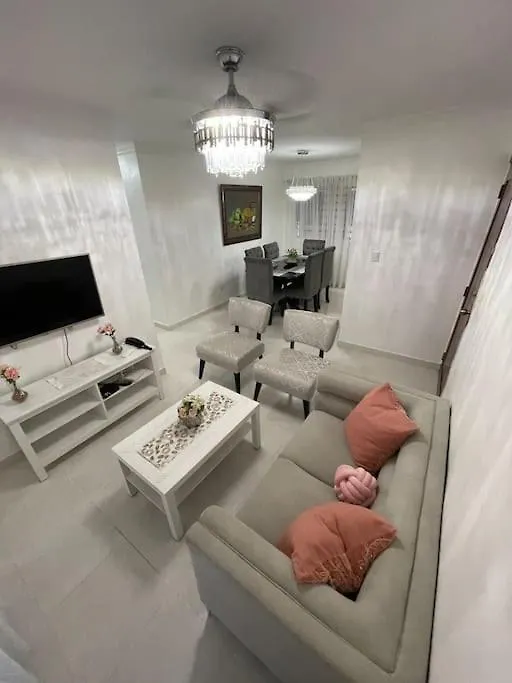 Ferienwohnung Apto En San Isidro Labrador Cerca De La Fard Santo Domingo